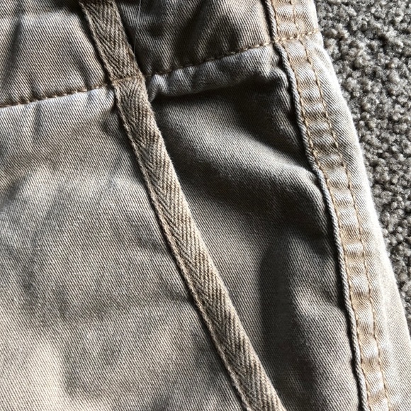 Men’s Old Navy shorts - Picture 3 of 4